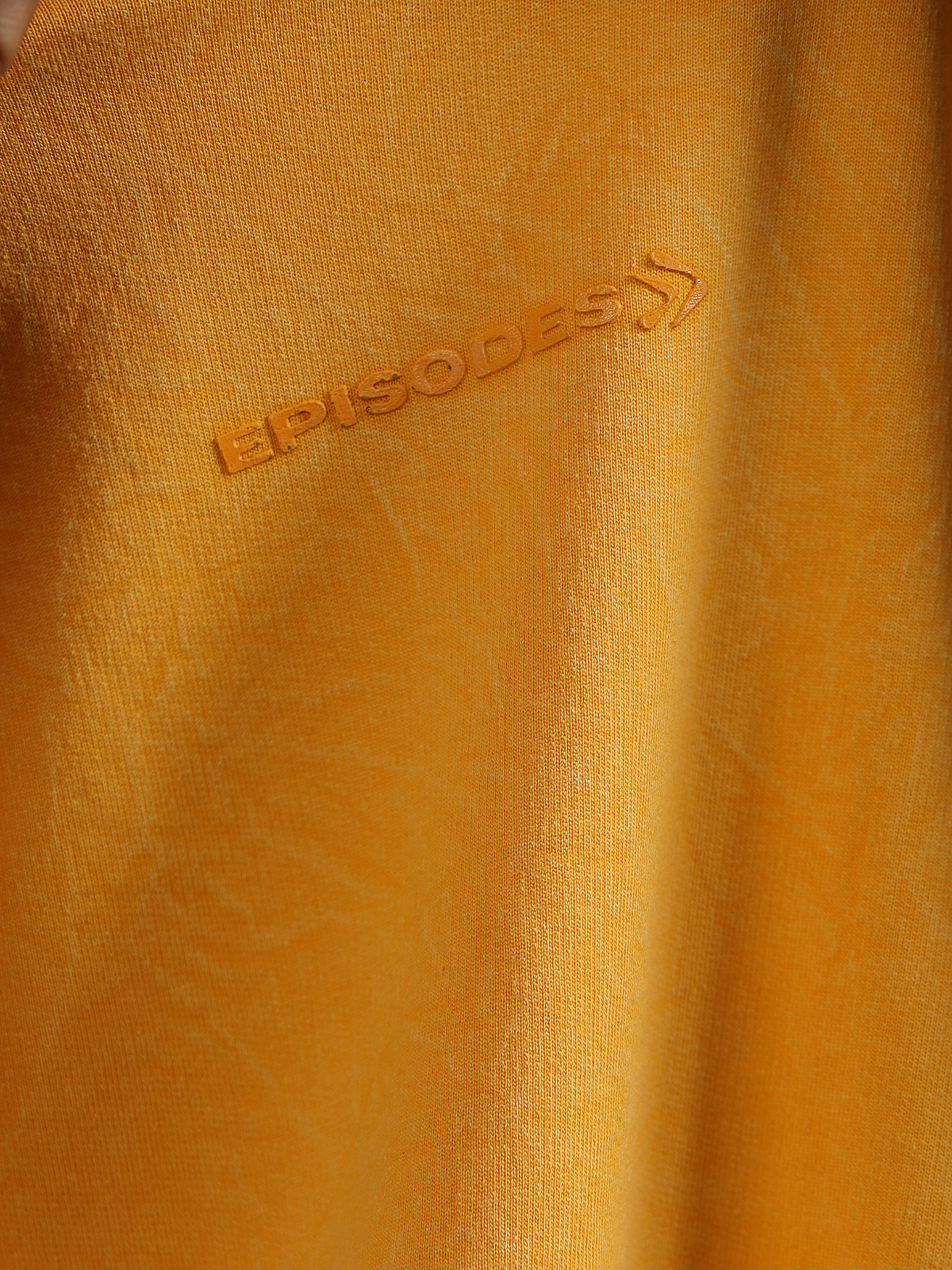 YELLOW ACIDWASHED BOXY-FIT TSHIRT