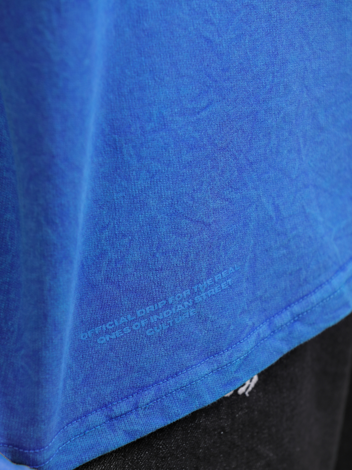 BLUE ACIDWASHED BOXY-FIT TSHIRT