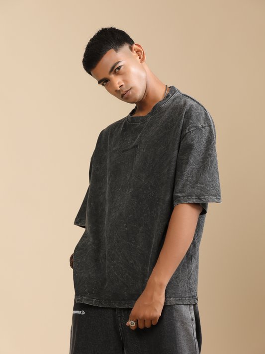BLACK ACIDWASHED BOXY-FIT TSHIRT