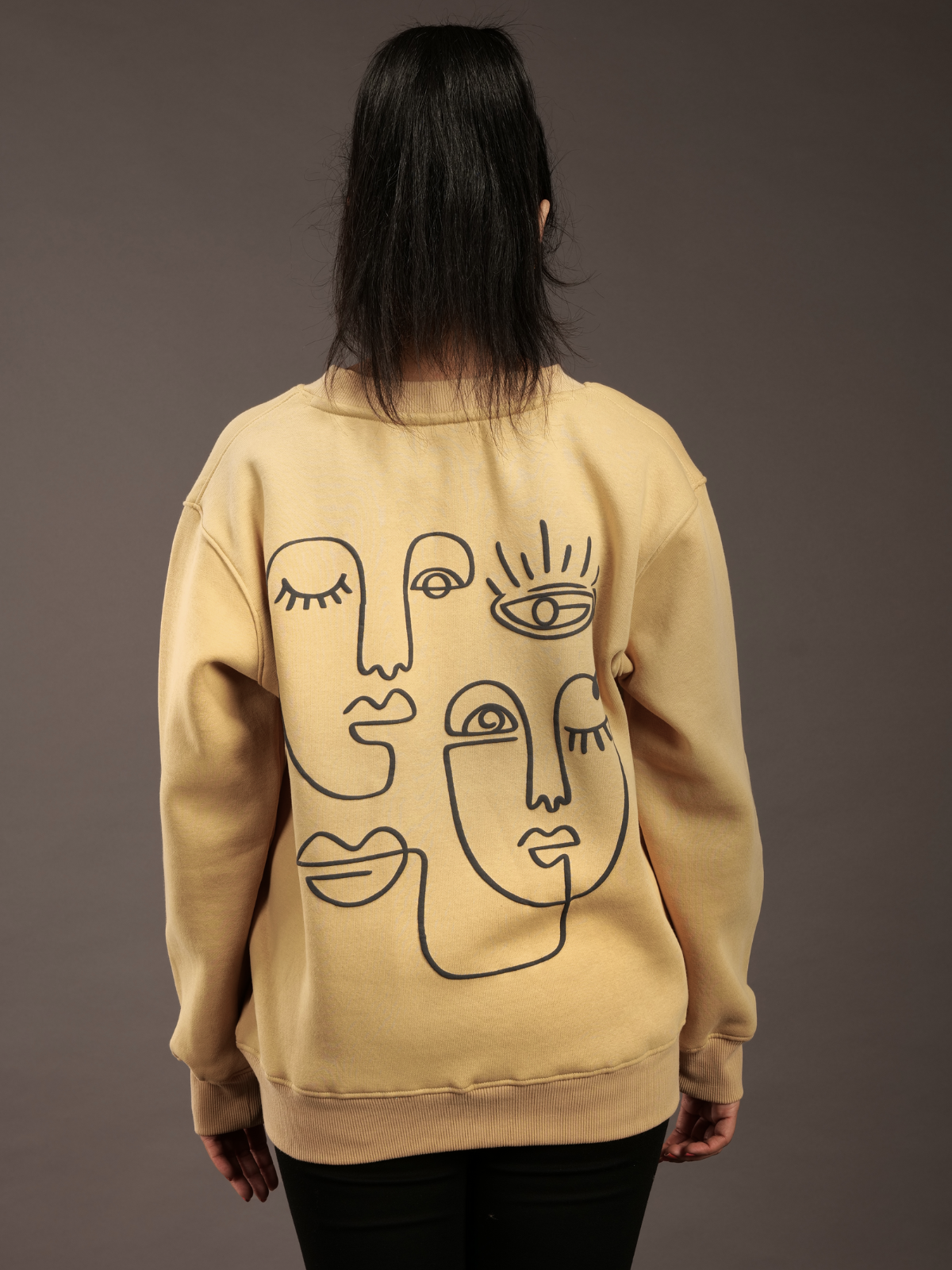 Line Art Oversized Sweatshirt