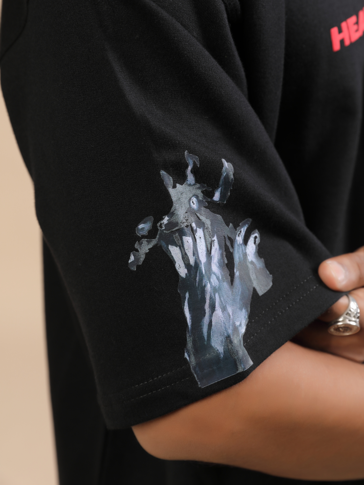 HEARTEATER OVERSIZED TSHIRT
